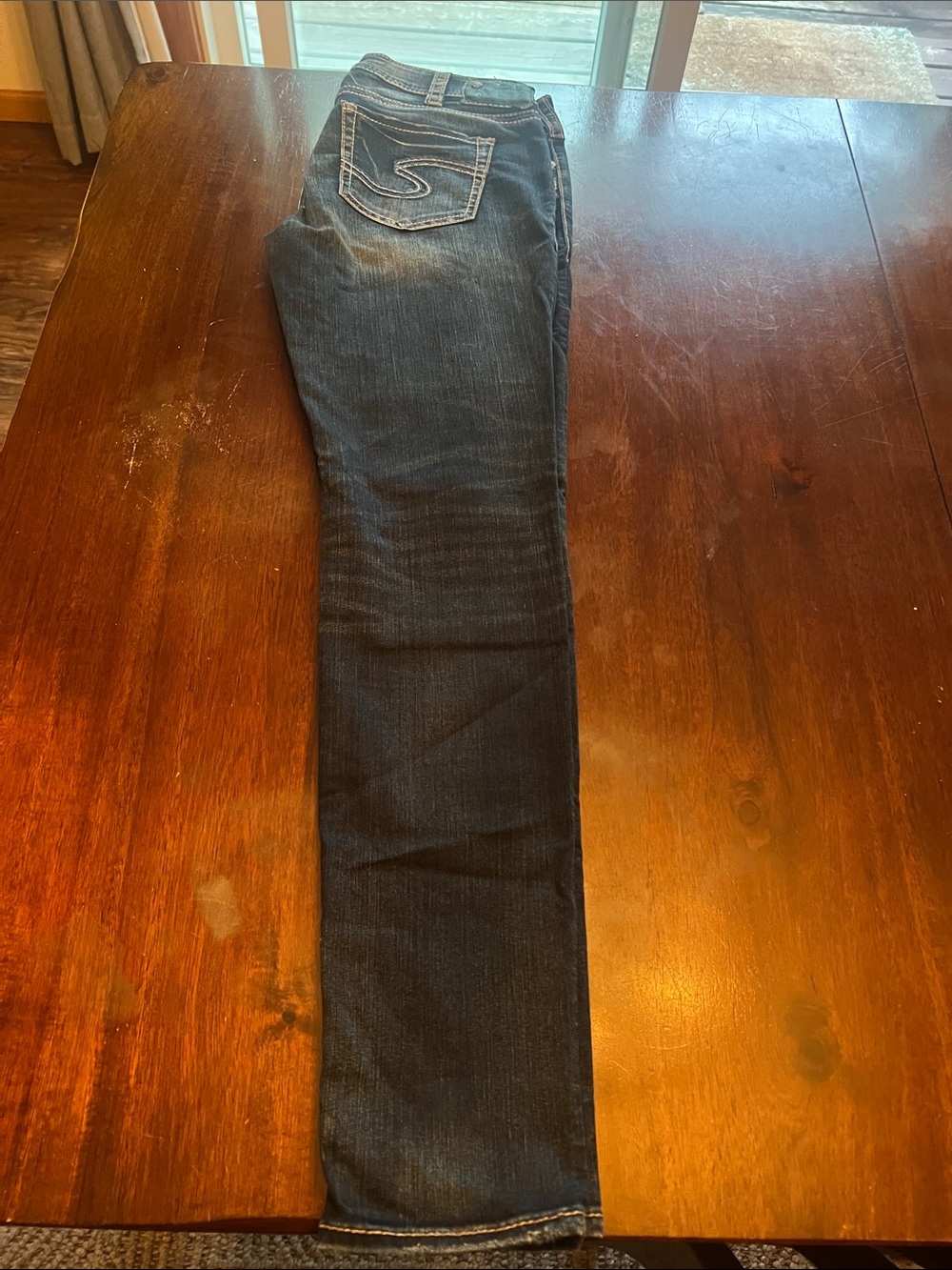 Silver Jeans Women's Skinny Dark Wash Denim with Contrast Stitching